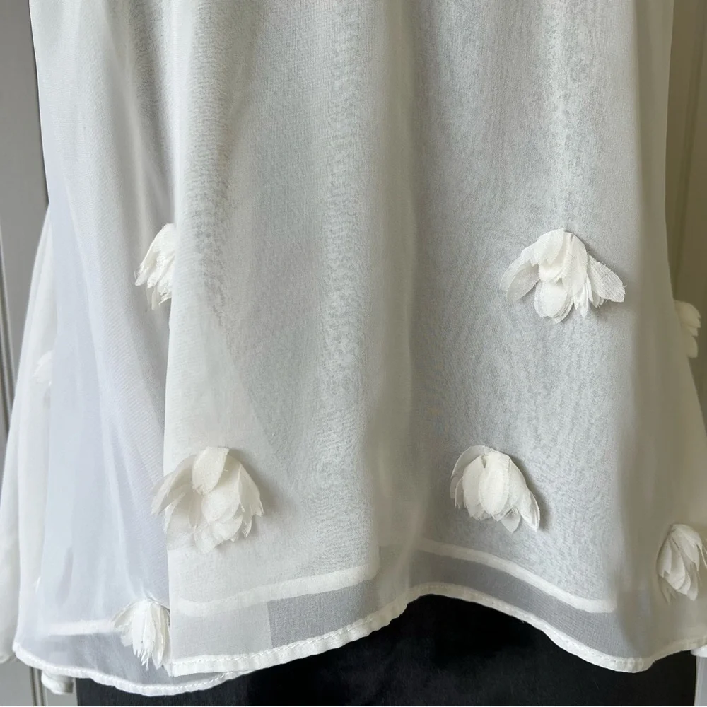 Free People Sleeveless Ivory Flower Appliqué Flowy Top